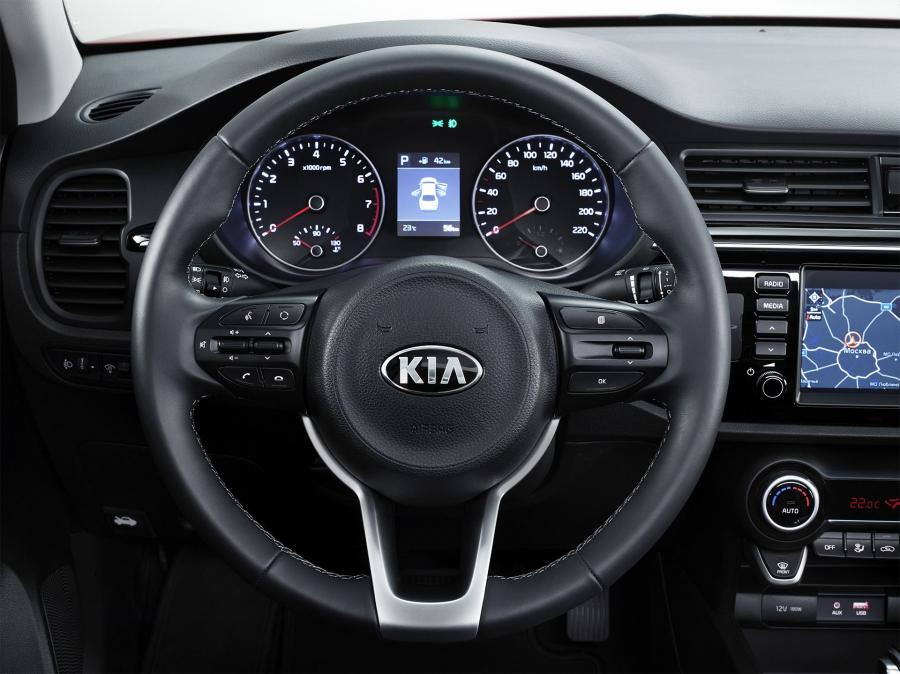 Панель приборов Kia Rio (FB) 2017 года  (фото 7 из 32)